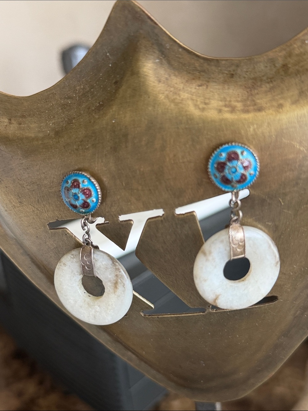 Vintage cloisonné sterling silver screw style clip earrings